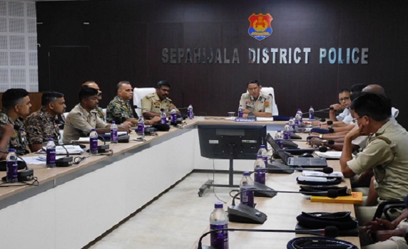 SP Sepahijala Bijoy Debbarma reviews law and order ahead Village Committee polls under TTAADC.